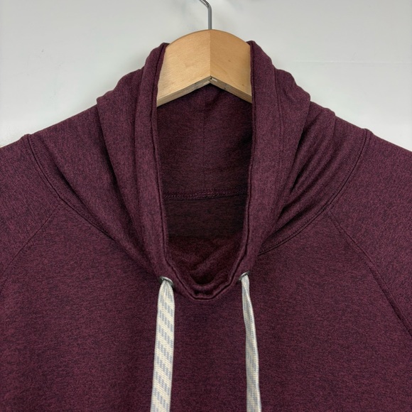 Vuori Halo Crop Funnel Neck Pullover Cerise Size L Maroon - Picture 2 of 7